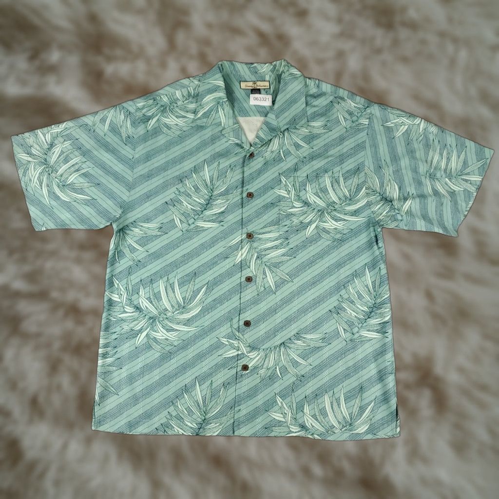 Tommy Bahama Tommy Bahama Shirt Mens Large Blue Striped Silk Camp Collar Button Up Tropical Size US L / EU 52-54 / 3 - 1 Thumbnail