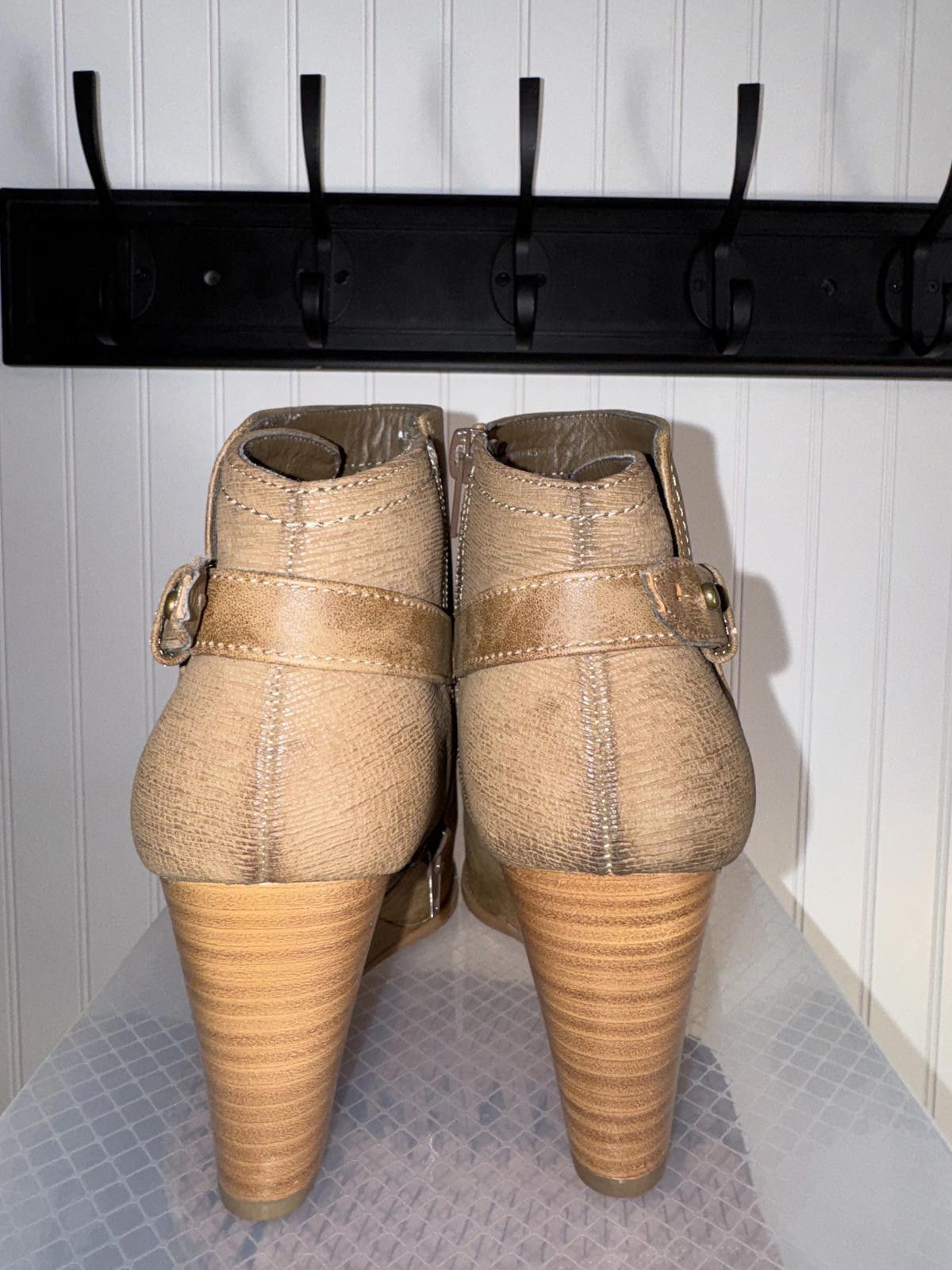 Other Hokus Pokus Tan Faux Leather Wedge Ankle Boots Size US 8 / IT 38 - 3 Thumbnail