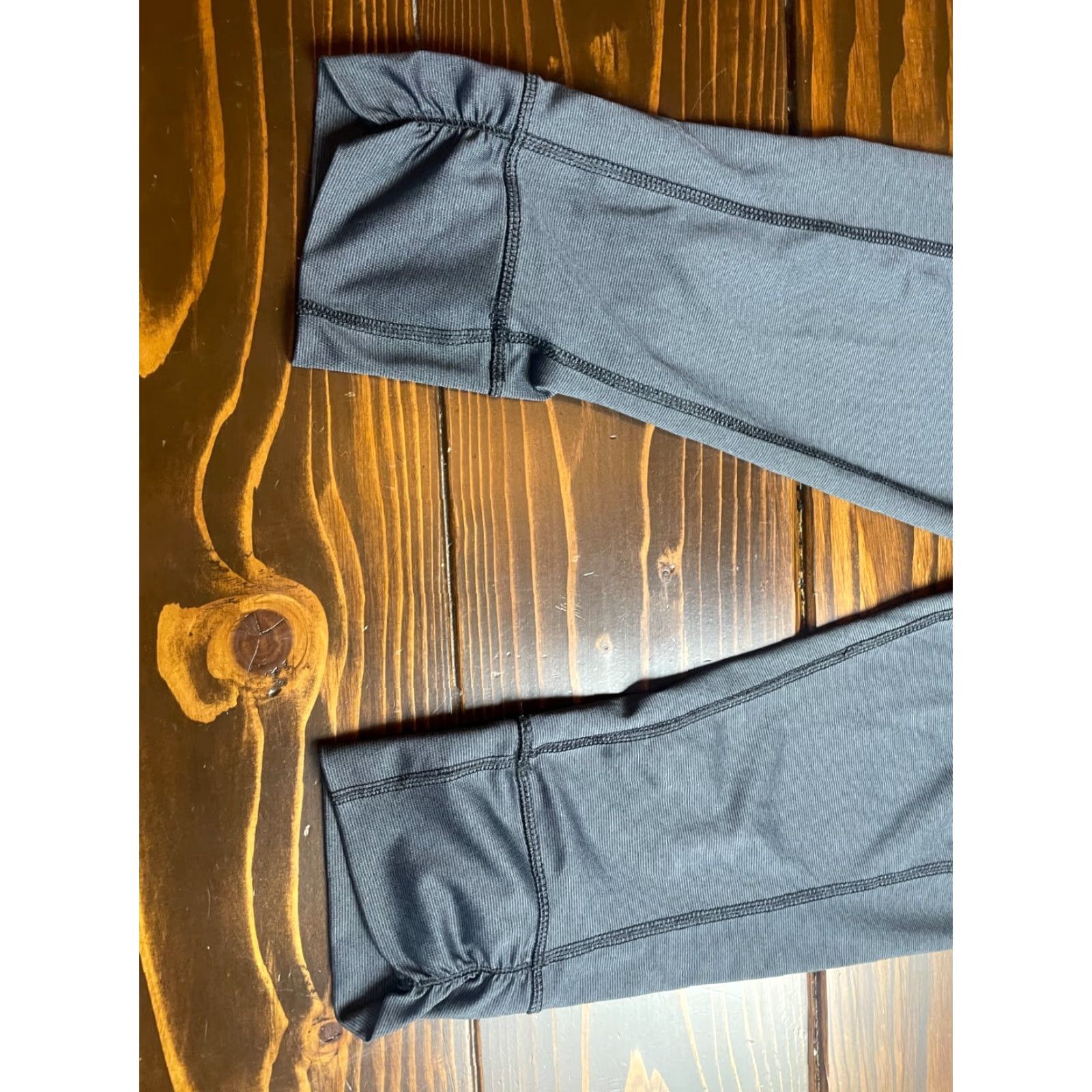 Vintage Danskin Pants Women's Small (4-6) Gray Capri Leggings Activewear Fitted Size 28" / US 6 / IT 42 - 6 Thumbnail