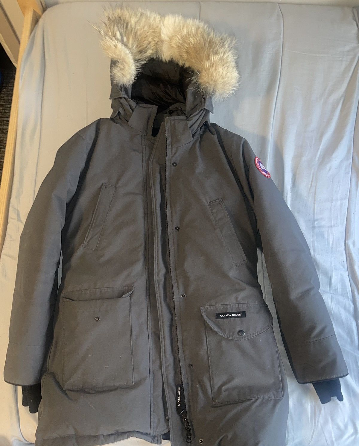 image of Canada Goose Trillium Parka Jarket in Grey, Women's (Size XL)