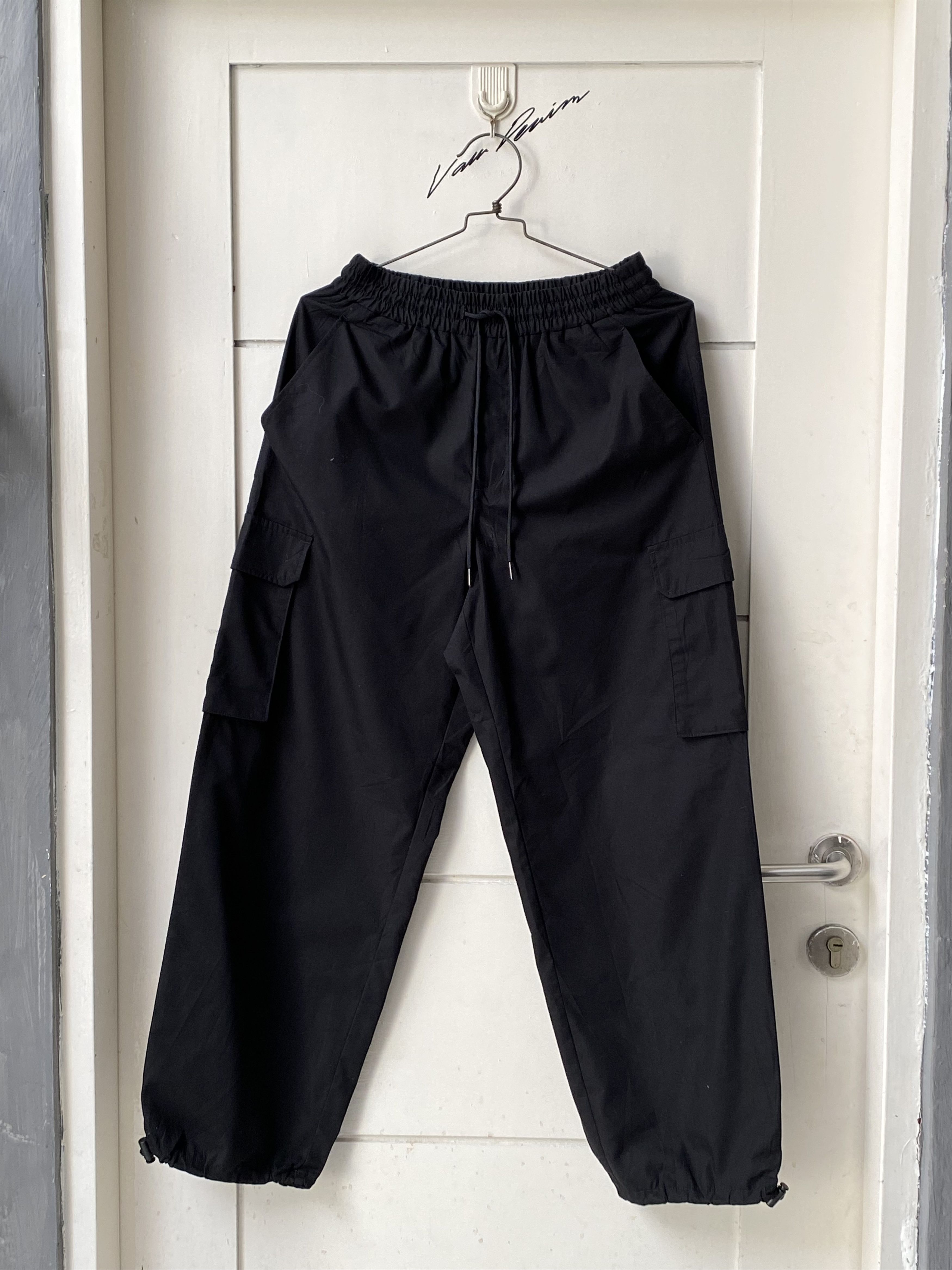 GU GU Black Wide Cargo Joger Pants Size US 26 / EU 42 - 7 Thumbnail