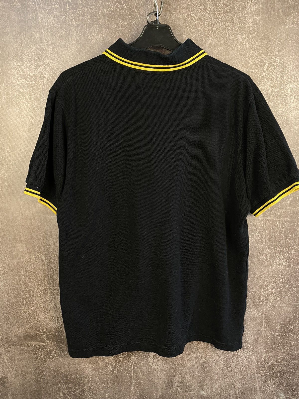 Fred Perry Vintage Fred Perry Black & Yellow Short Sleeve Polo Size US M / EU 48-50 / 2 - 2 Thumbnail