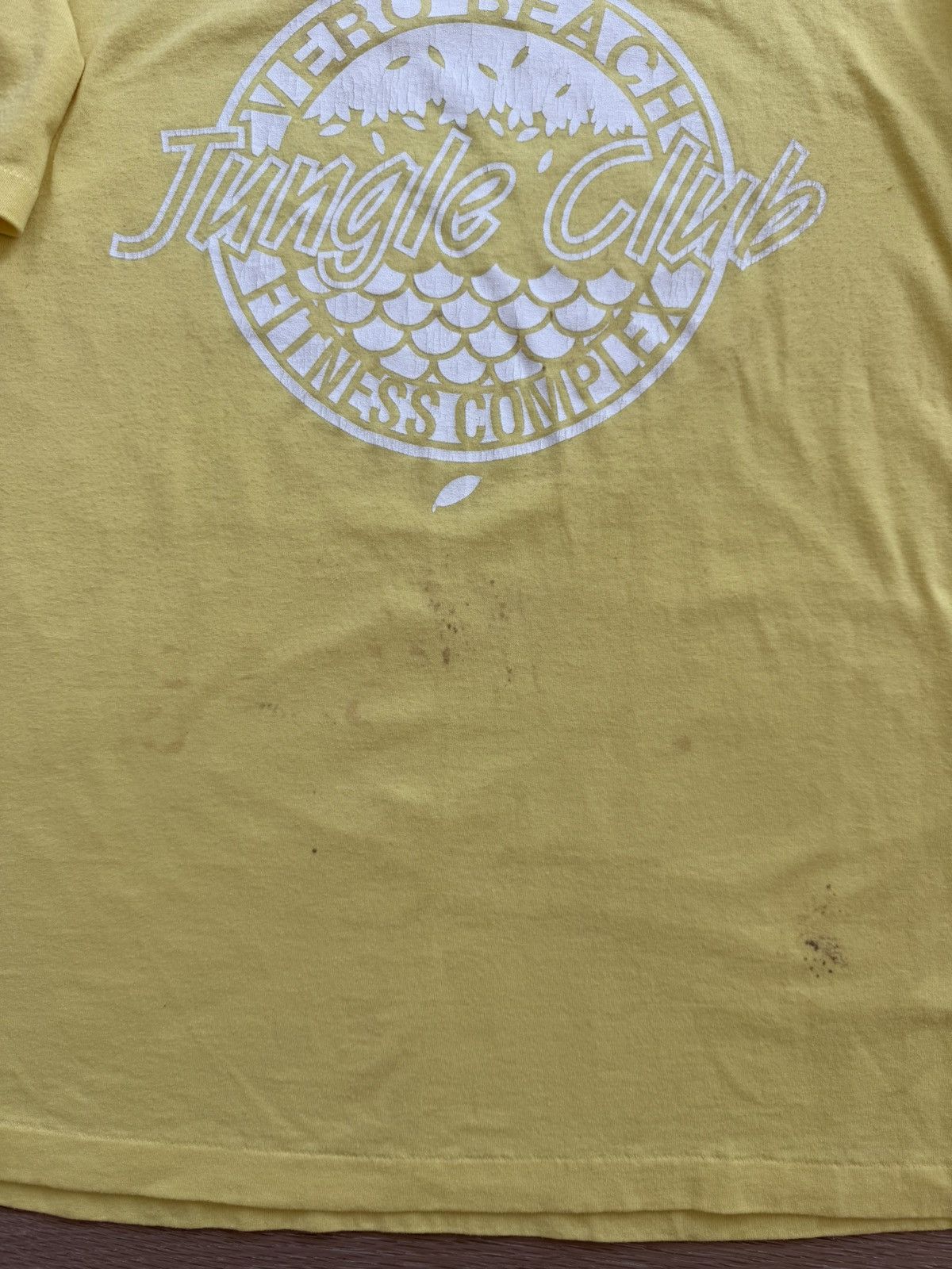 Vintage Vintage Vero Beach Jungle Club Fitness Complex graphic shot Size US XL / EU 56 / 4 - 4 Thumbnail