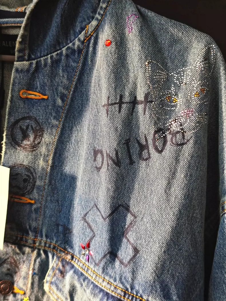 Balenciaga Balenciaga Rhinestone graffiti distressed hooded denim jac Size US M / EU 48-50 / 2 - 3 Thumbnail