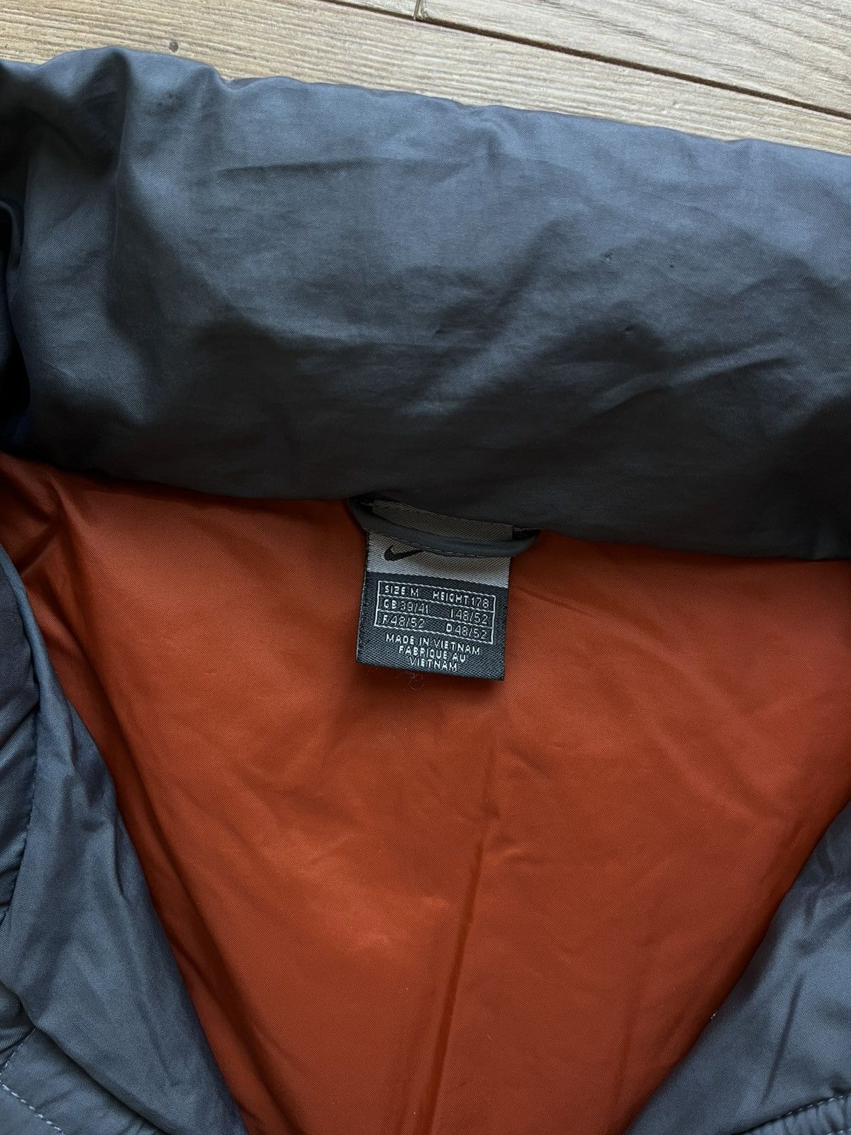 Nike 90’s NIKE RETRO CENTRAL SWOOSH LOGO DOWN PUFFER JACKET Y2K Size US M / EU 48-50 / 2 - 3 Thumbnail