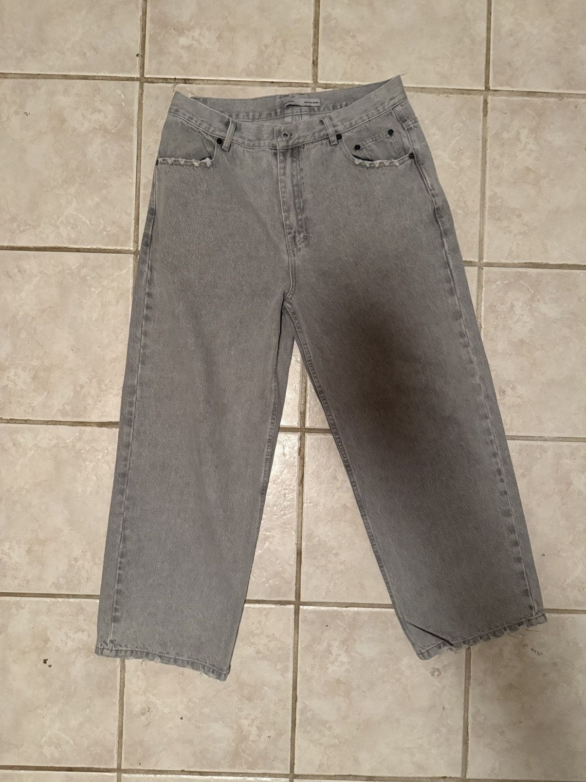 Cole Henry COLE HENRY STANDARD WASHED JEANS Size US 34 / EU 50 - 1 Thumbnail