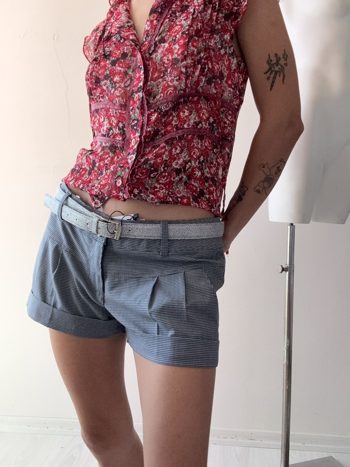 Vintage y2k short Size 25" / US 0 / IT 36 - 1 Thumbnail