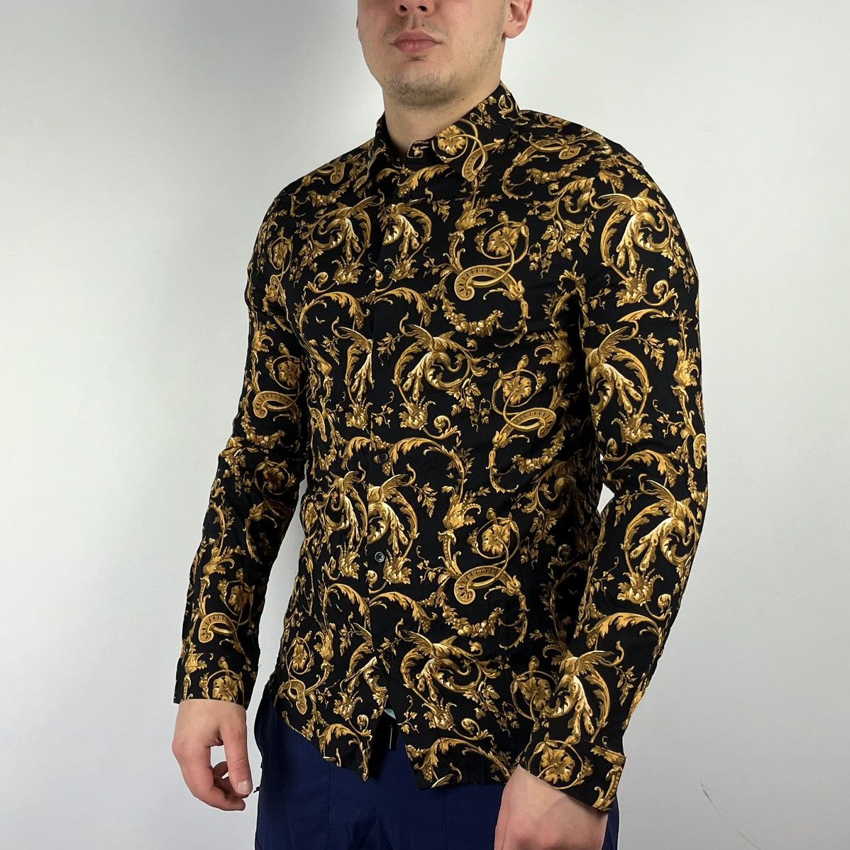 Zara Zara shirt style baroque size Small Size US S / EU 44-46 / 1 - 1 Thumbnail