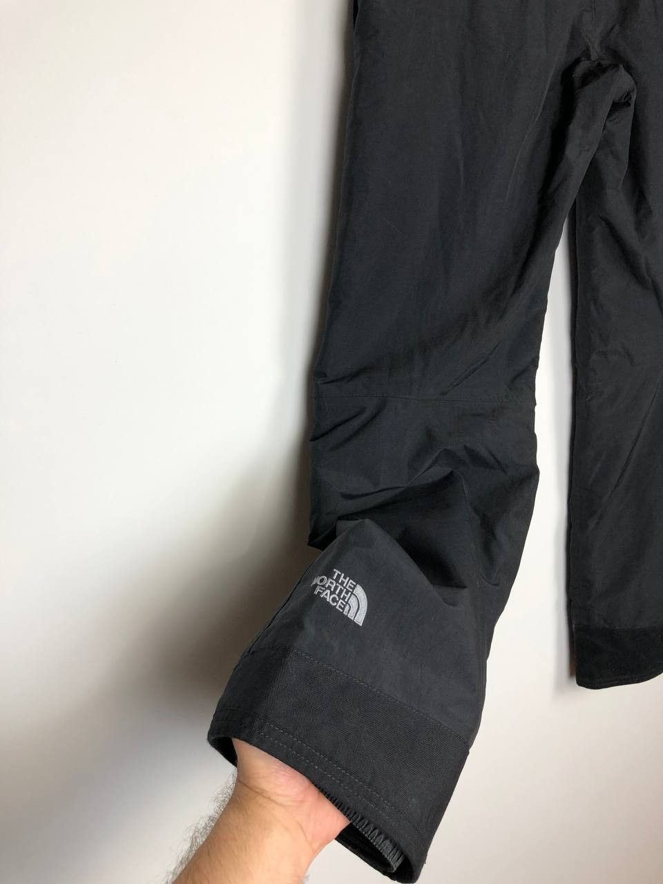 The North Face The North Face HyVent Snow Pants Multipocket Black size S Size 32" / US 10 / IT 46 - 4 Thumbnail