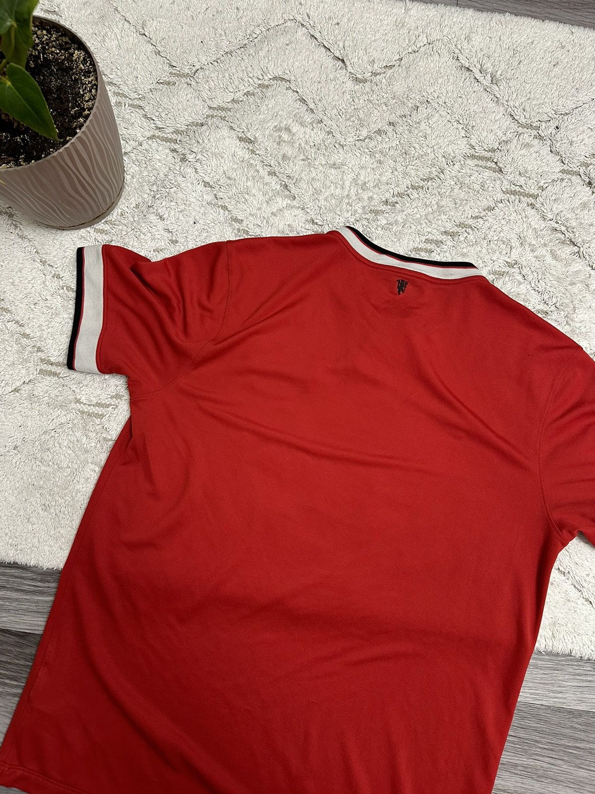 Nike Nike Vintage Manchester United 2014/2015 Red Jersey hype Size US L / EU 52-54 / 3 - 9 Thumbnail