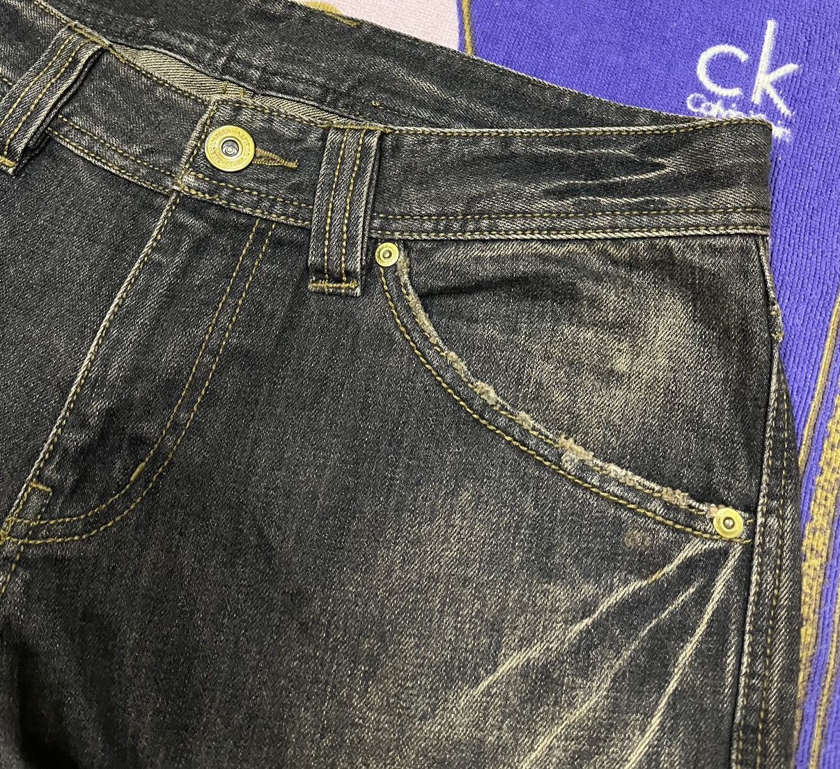 Japanese Brand Punk Skulls Design by RATTLE TRAP Distressed Denim Size US 34 / EU 50 - 9 Thumbnail