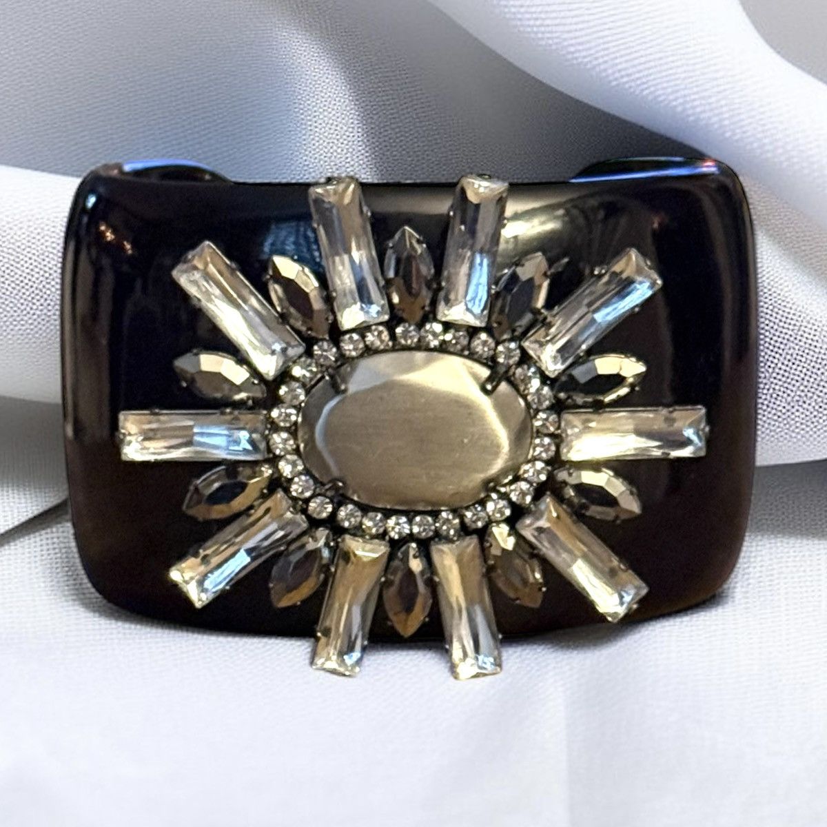 Other Bohm chunky acrylic rhinestone flower cuff bangle bracelet Size ONE SIZE - 1 Thumbnail