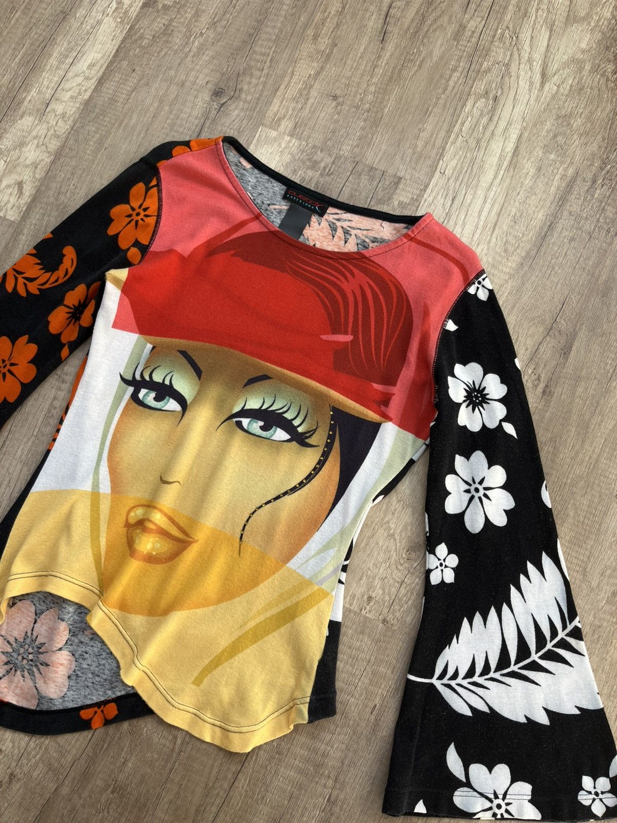 Custo Barcelona × Vintage Custo Barcelona Vintage Graphic Printed Top Size L Size L / US 10 / IT 46 - 4 Thumbnail