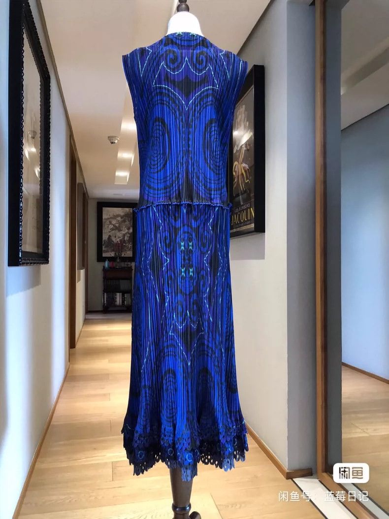 Issey Miyake Issey Miyake size:2 Blue Middle Eastern printed style dres Size M / US 6-8 / IT 42-44 - 2 Thumbnail