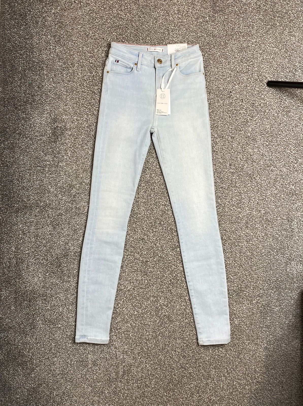 Tommy Hilfiger Tommy Hilfiger Skinny Jeans Size 25" / US 0 / IT 36 - 1 Thumbnail