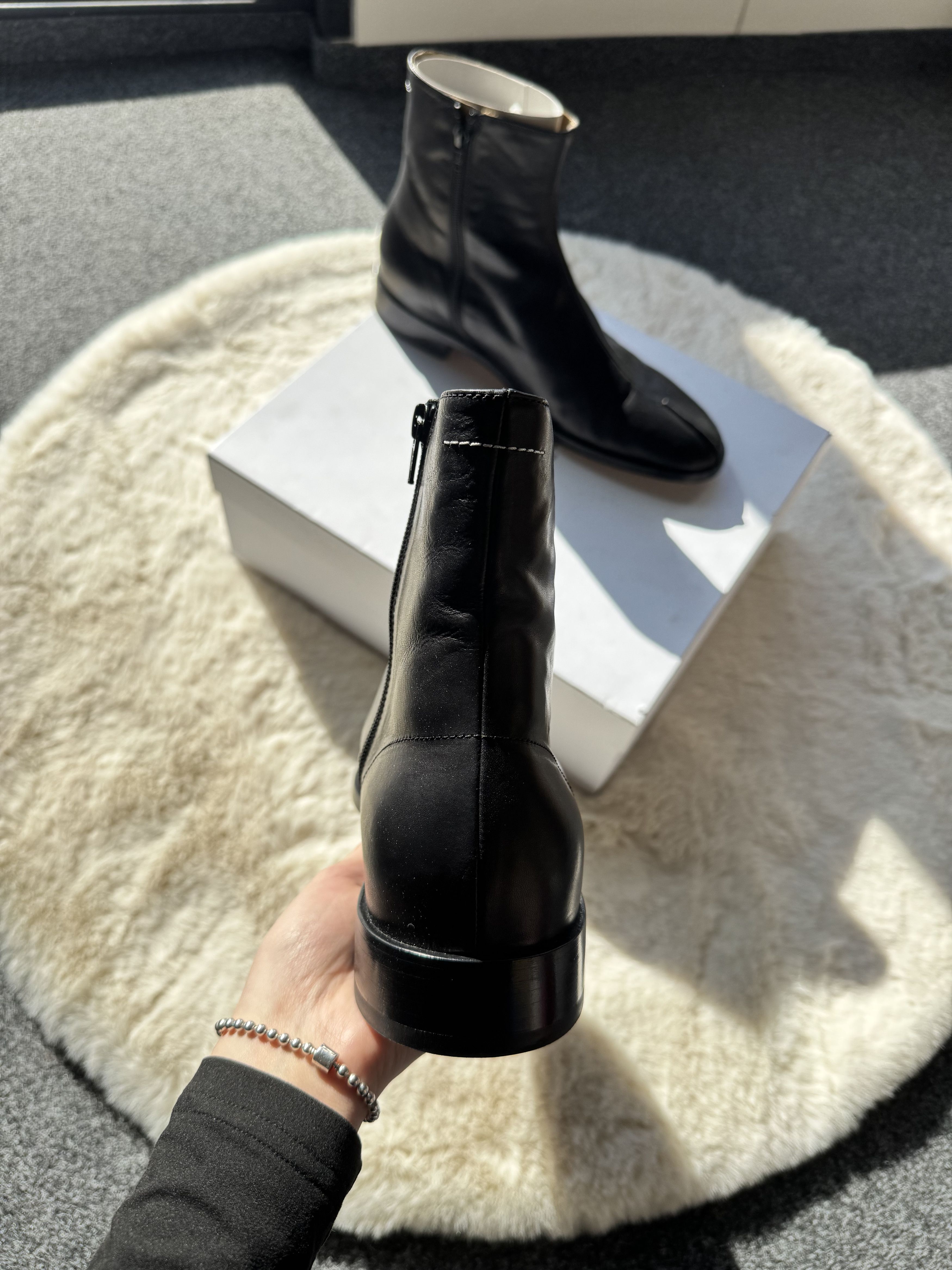 Maison Margiela Black leather Maison Margiela MM6 men's ankle boots EU 45 Size US 12 / EU 45 - 3 Thumbnail