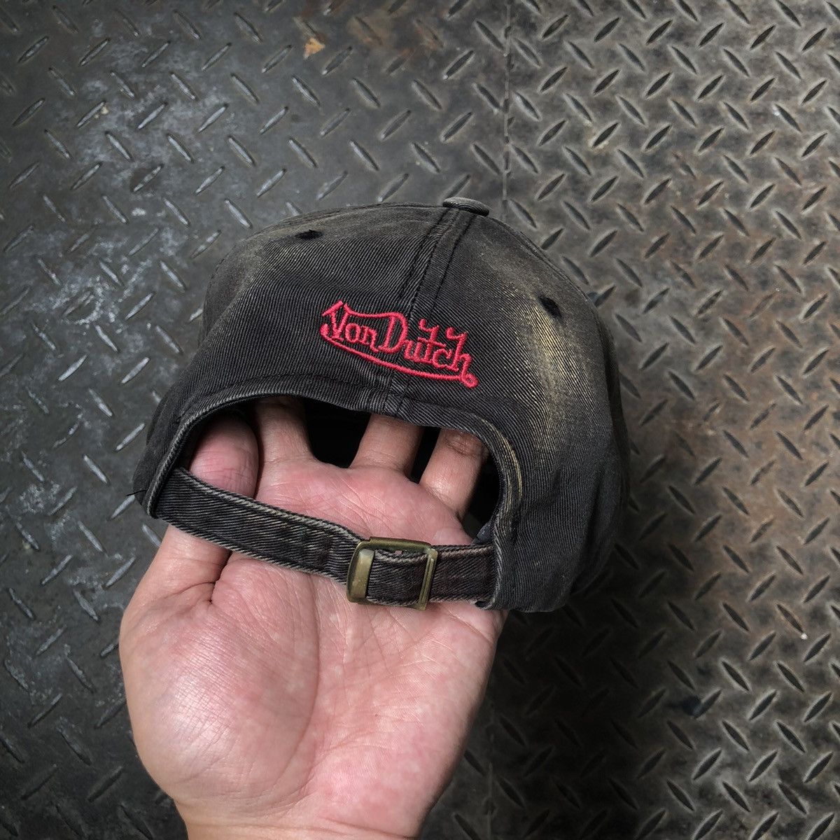 Japanese Brand 🚫 SOLD 🚫 Von Dutch Ripped Distressed Hat Denim Size ONE SIZE - 7 Thumbnail