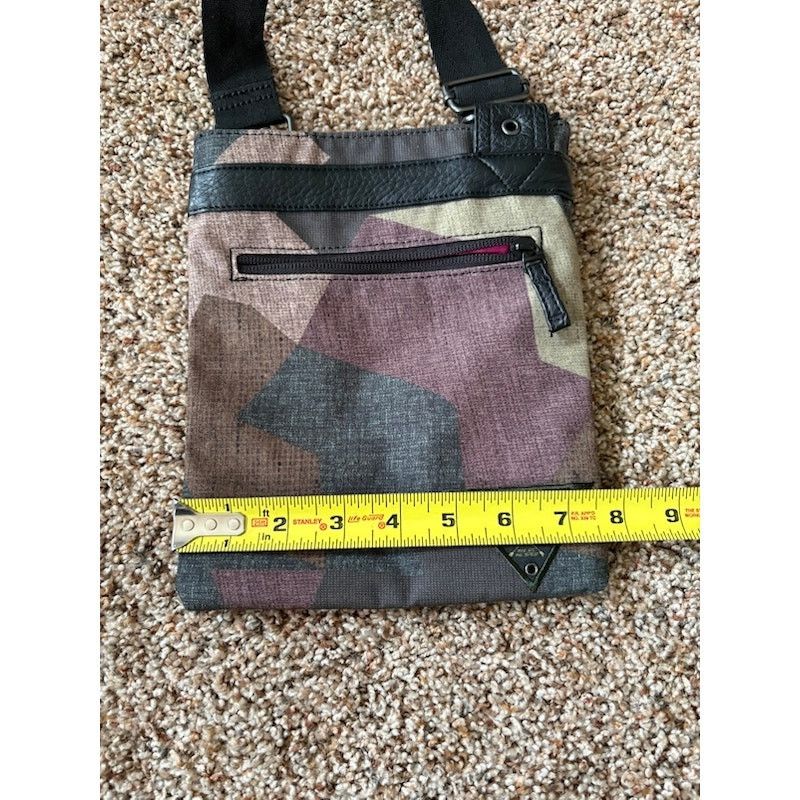 Dakine Dakine Jive Crossbody Handbag Camo Geometric 8220095 Size ONE SIZE - 6 Thumbnail