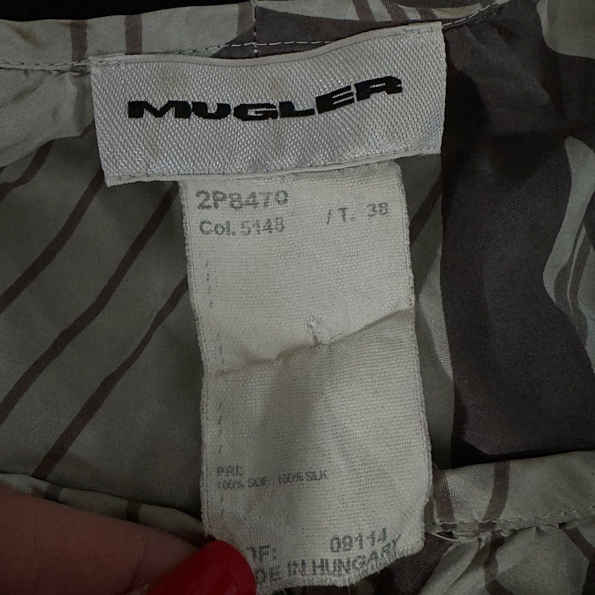 Thierry Mugler Thierry Mugler archive silk top with asymmetric sleeves Size S / US 4 / IT 40 - 9 Thumbnail