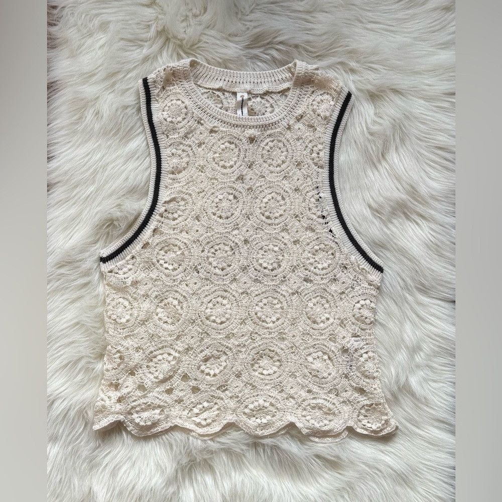 Anthropologie Anthropologie Daily Practice Scalloped Lace Tank Ivory Open Size L / US 10 / IT 46 - 2 Thumbnail