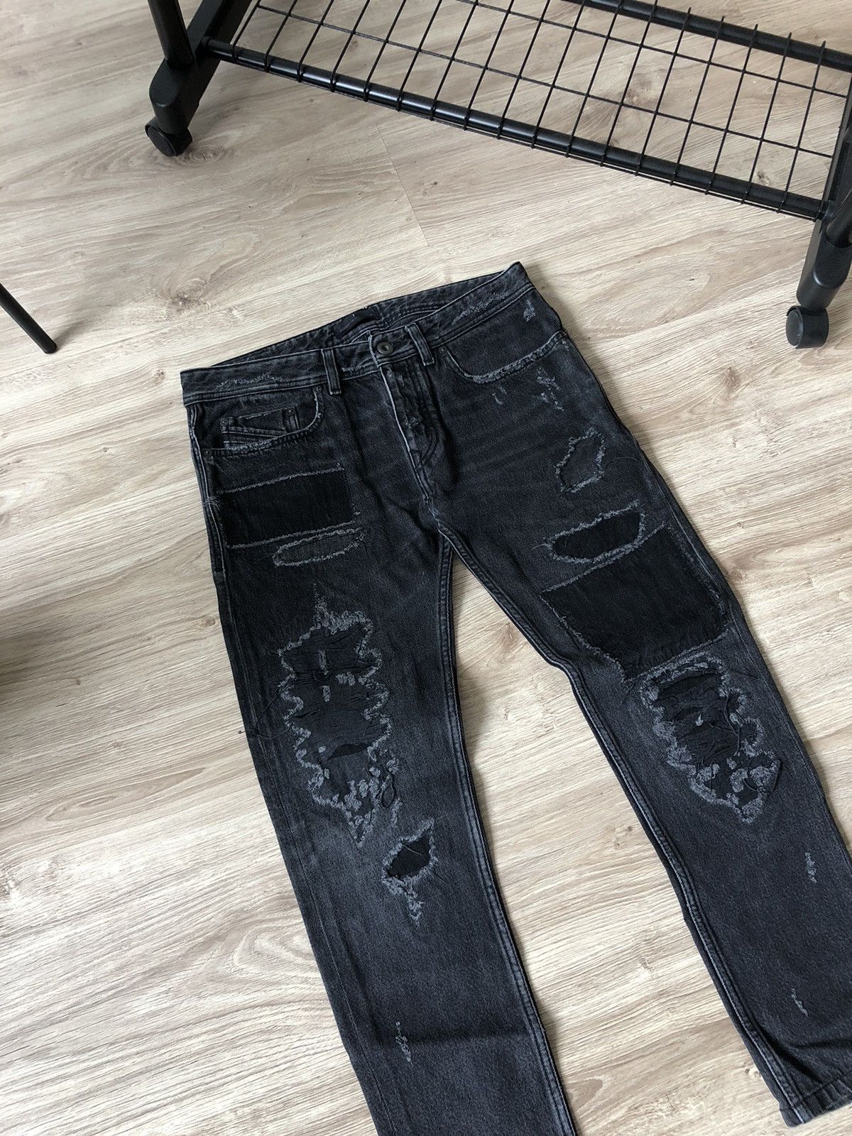 Diesel Black Gold Diesel Black Gold Distressed Denim Jeans Size US 30 / EU 46 - 2 Thumbnail