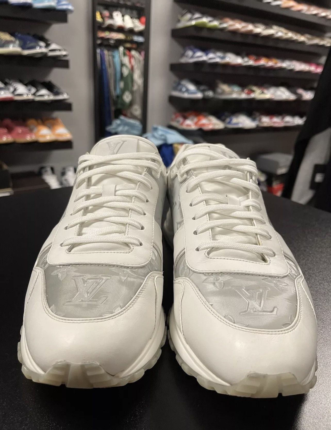 Louis Vuitton Size 9.5LV/10.5US Louis Vuitton Run Away White iridescent Size US 10.5 / EU 43-44 - 2 Thumbnail