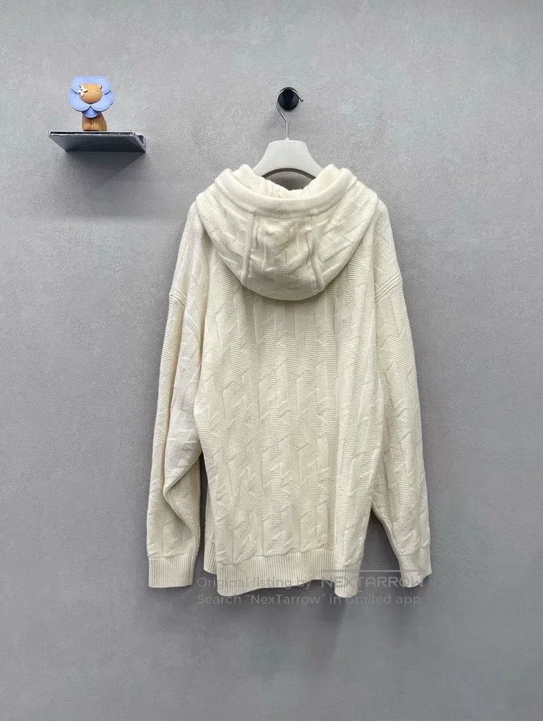 Hermes Hermes Ivory knit sweatshirt Size XS / US 0-2 / IT 36-38 - 2 Thumbnail