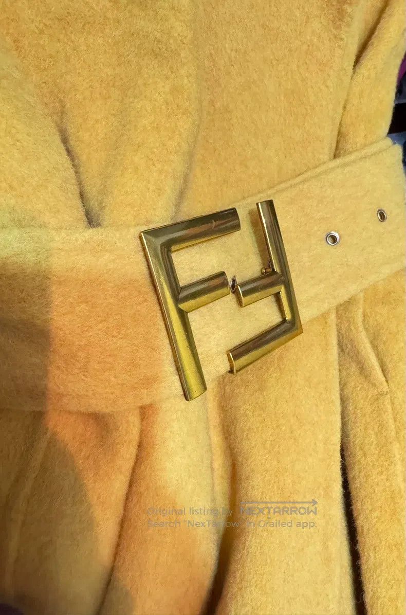 Fendi Fendi Classic super-large logo bathrobe style pajama coat Size XS / US 0-2 / IT 36-38 - 2 Thumbnail