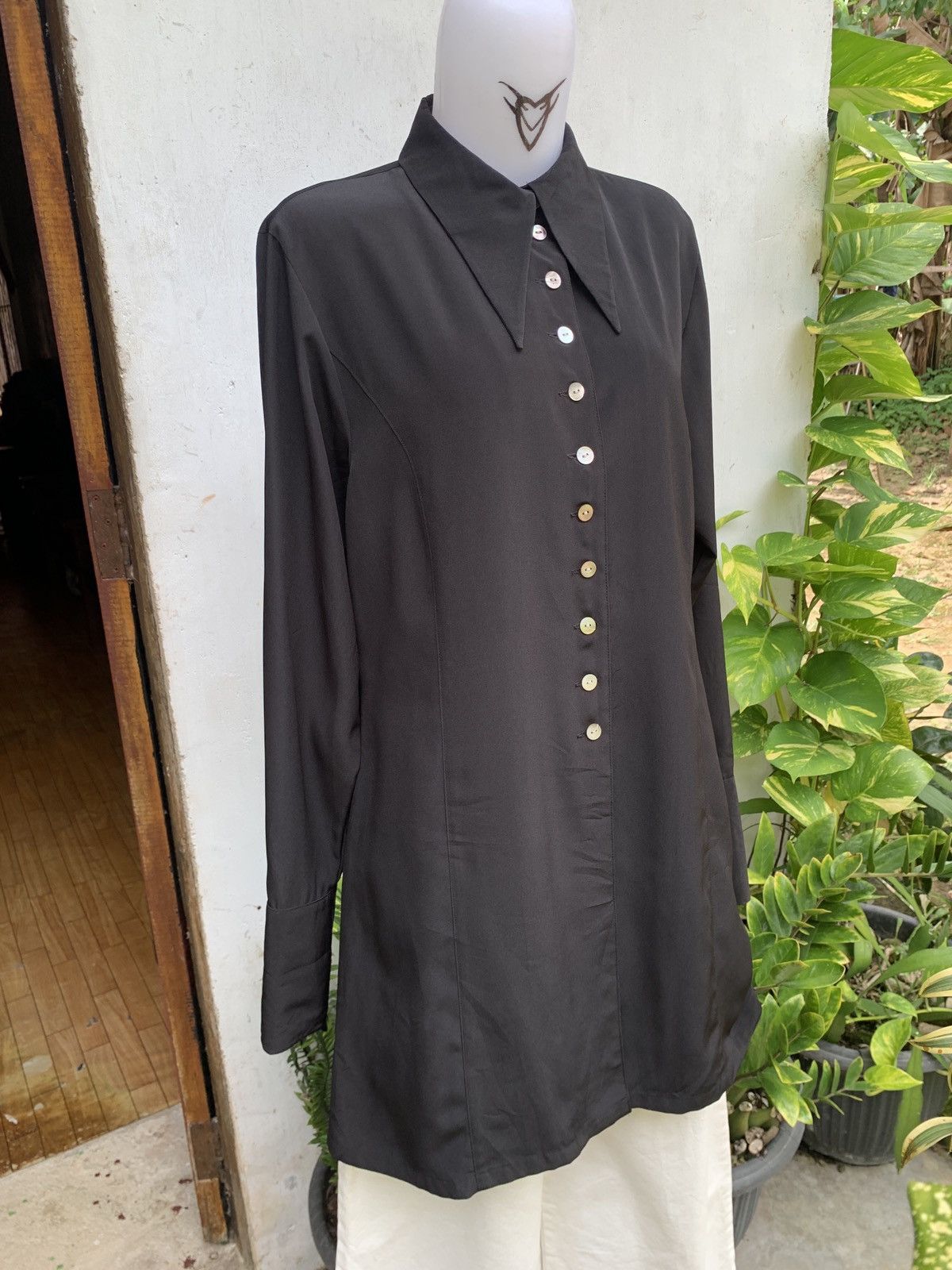 Japanese Brand 2000s LEOWALTZ Black Silk Goth Dressy Top Shirt Size M / US 6-8 / IT 42-44 - 4 Thumbnail