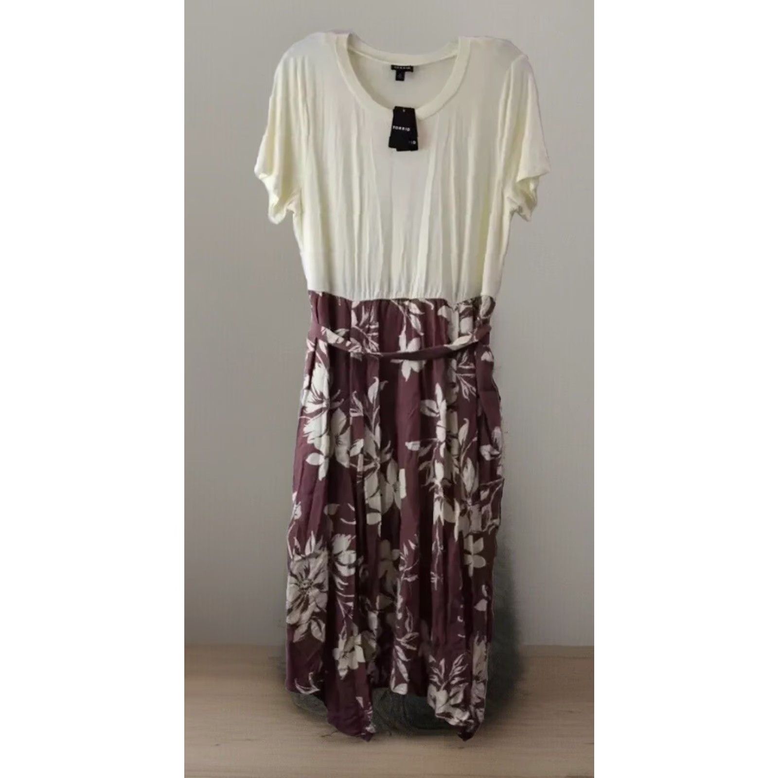 Torrid NEW NWT Torrid Floral Tie Belt Shirt Dress Ivory Multi White Size L / 12 Women’s T-Shirt Dress Belted Knee Length Size L / US 10 / IT 46 - 2 Thumbnail