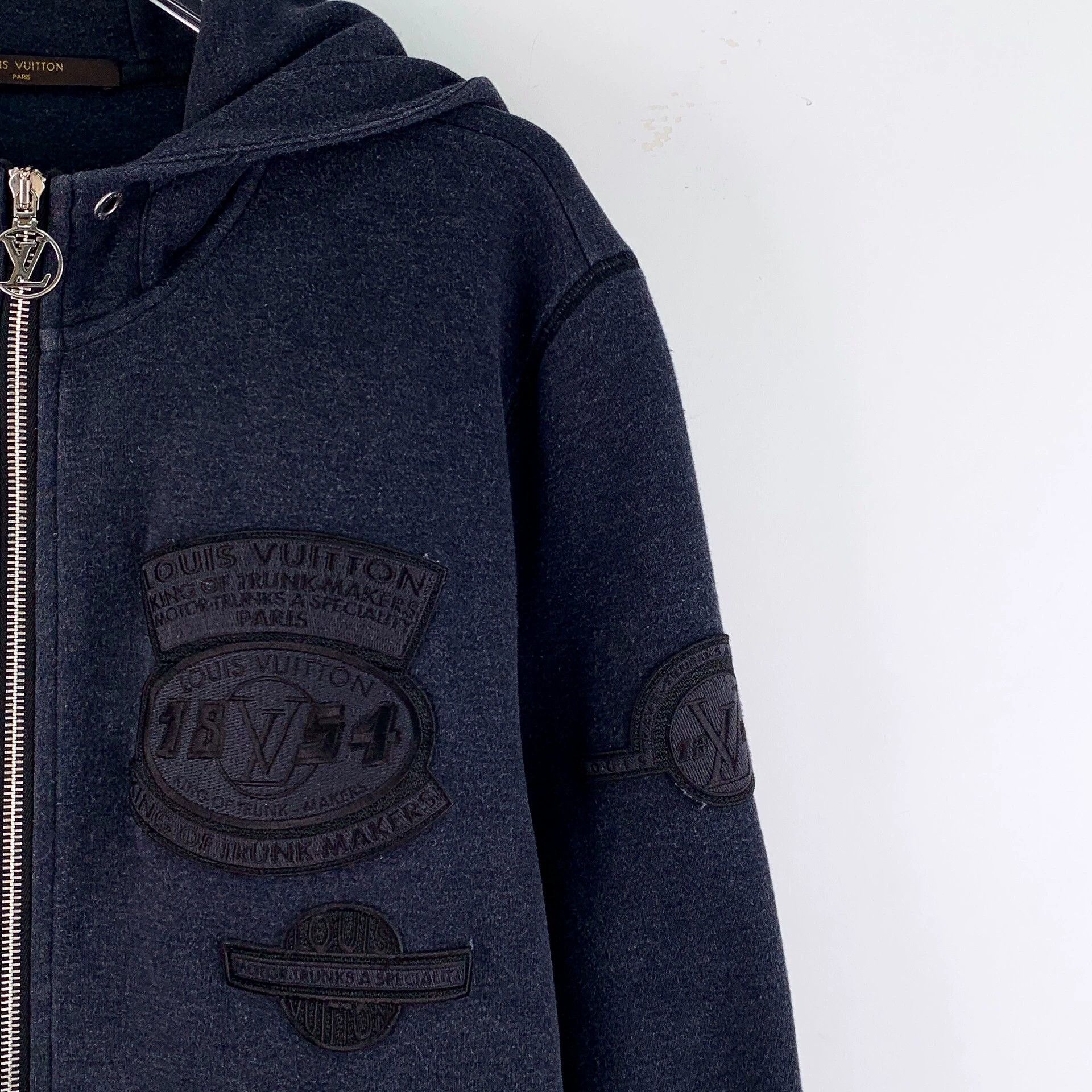 Louis Vuitton Louis Vuitton Hooded Zip-Up Long-Sleeve Sweatshirt Jacket Size M / US 6-8 / IT 42-44 - 3 Thumbnail