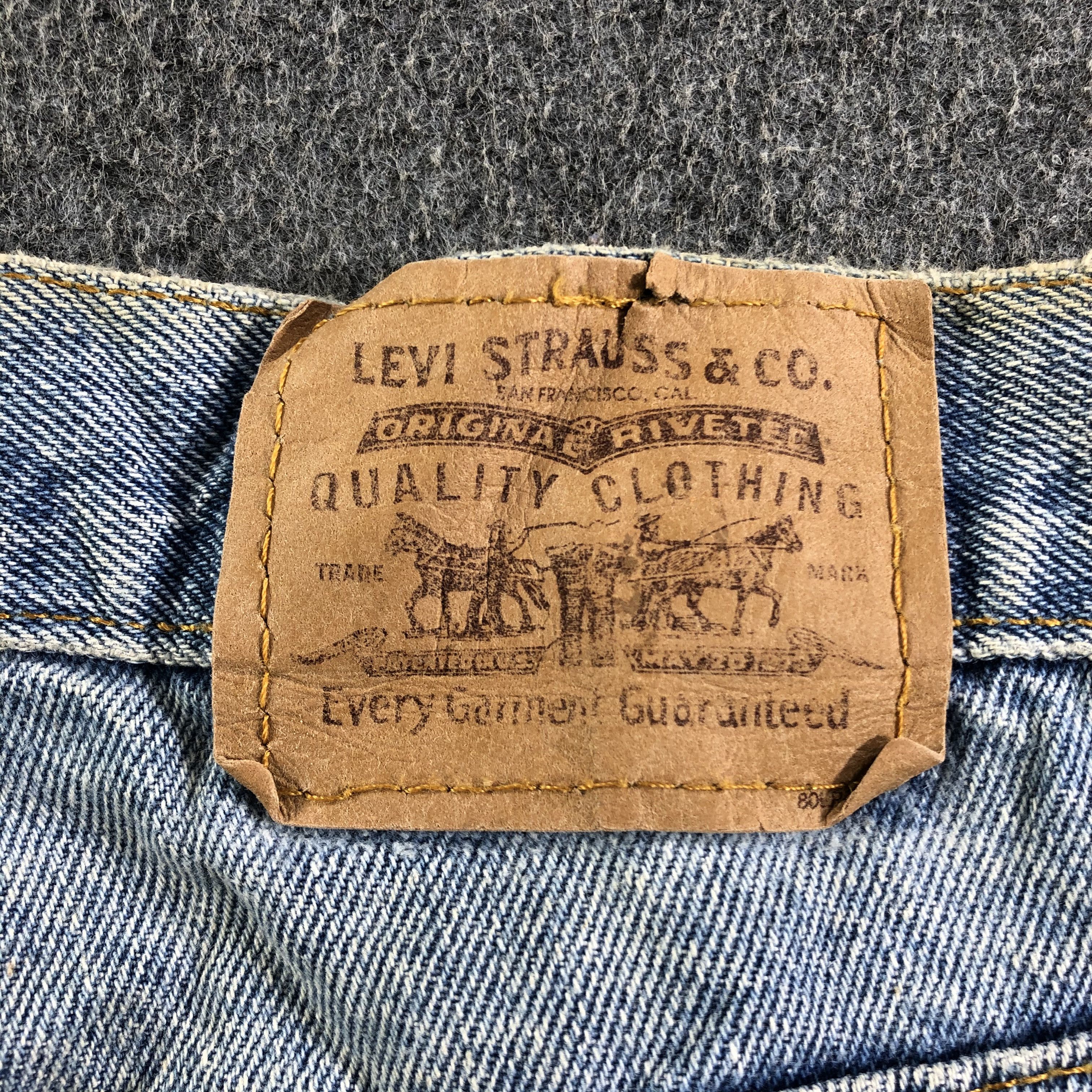 Levi's Vintage 90s Light Wash Levis Jeans-J3262 Size US 33 - 5 Thumbnail