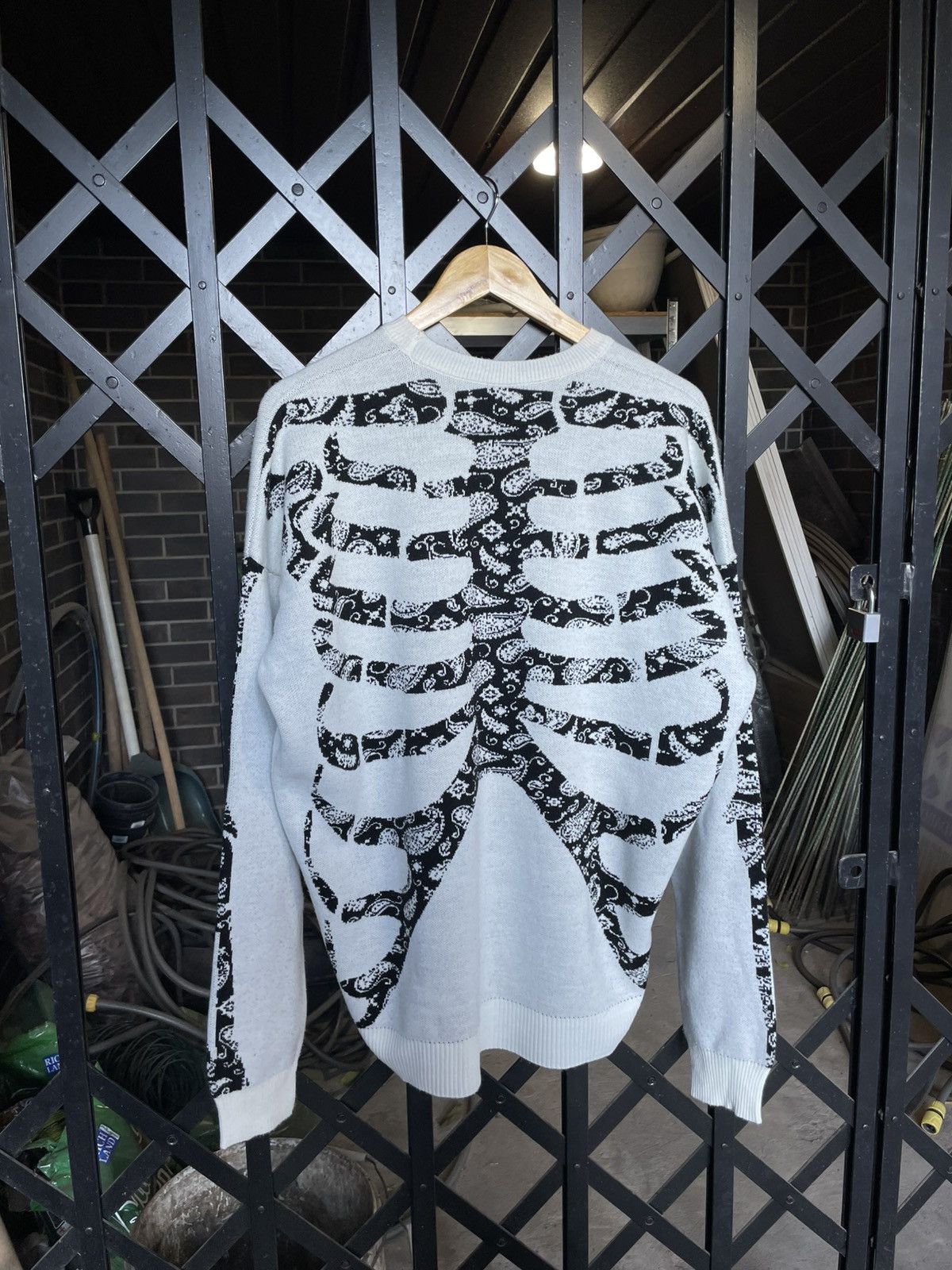 Japanese Brand Vintage Beautiful Oversized Skeleton Sweater Kapital Style Size US XL / EU 56 / 4 - 8 Thumbnail