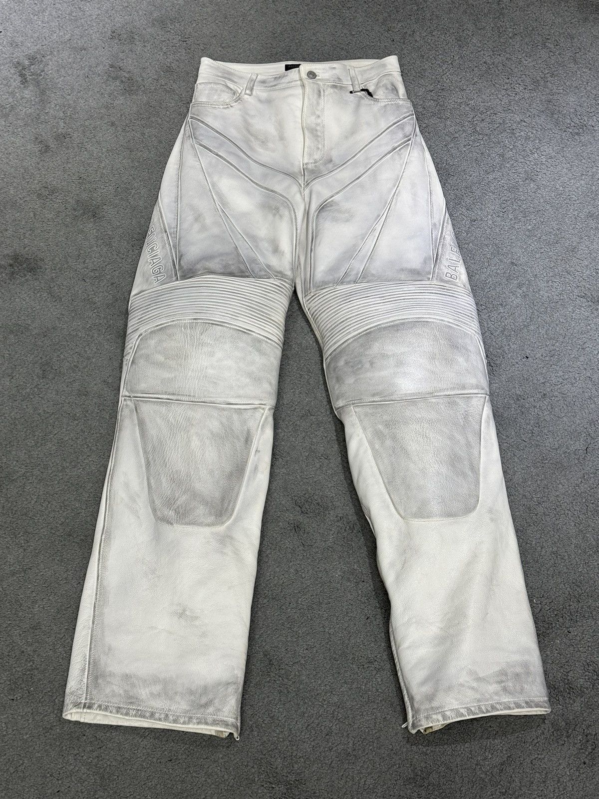 Balenciaga Balenciaga 23ss oversized biker pants Size US 36 / EU 52 - 1 Thumbnail