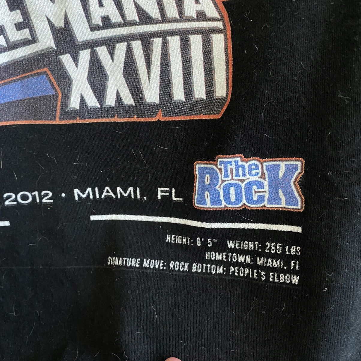WWE Vintage Wwe Wrestling Mania The Rock VS John Cena tee Size US XS / EU 42 / 0 - 4 Thumbnail