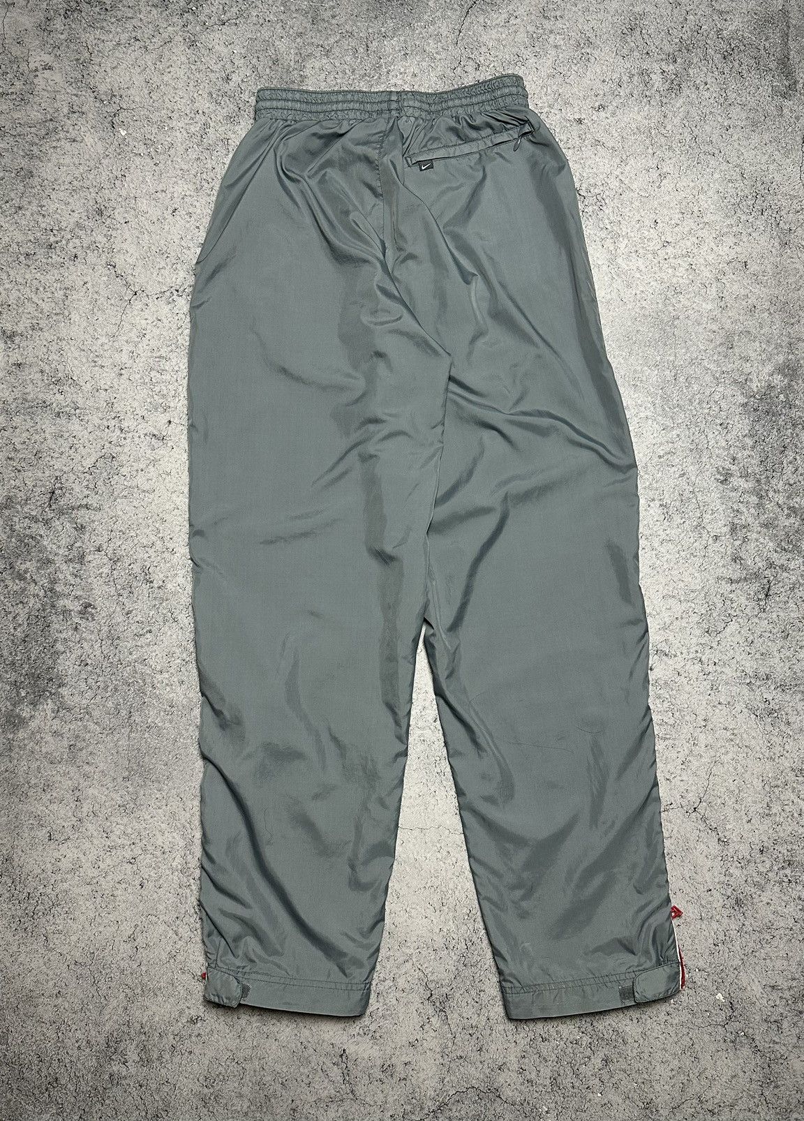 Nike Vintage Nike Track Pants Stripe Y2K Size US 32 / EU 48 - 9 Thumbnail