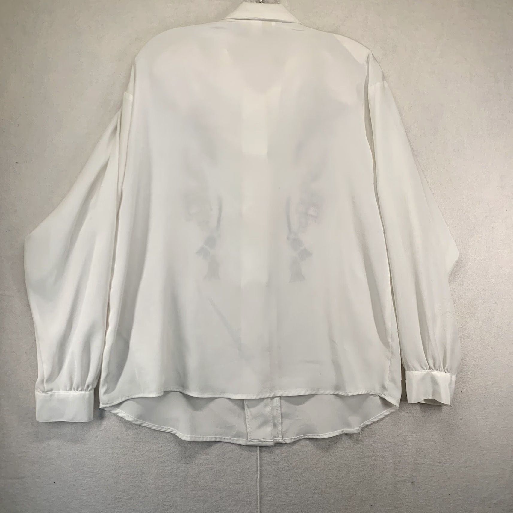 Vintage VINTAGE Che Studio Womens Blouse Shirt Dress Pintuck Front Embroidered Collar Long Sleeve White Size M / US 6-8 / IT 42-44 - 5 Thumbnail