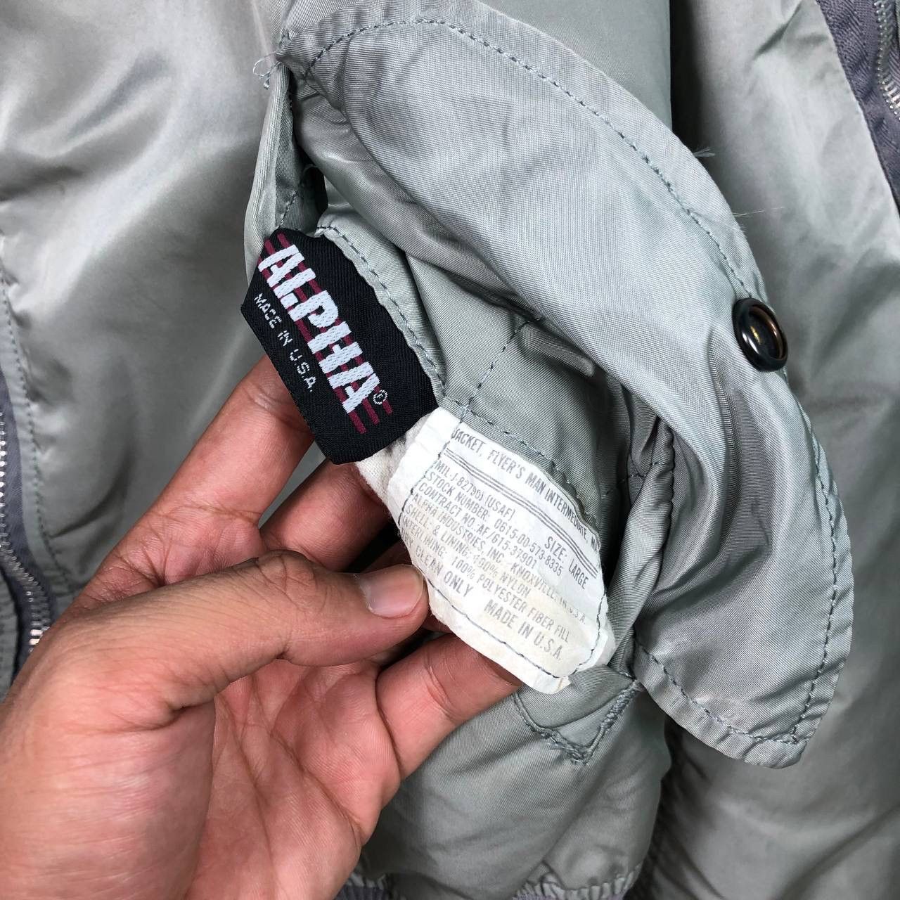 Alpha Industries × Vintage Vintage Alpha Industries MA-1 Flight Jacket Bomber Jacket Size US L / EU 52-54 / 3 - 7 Thumbnail