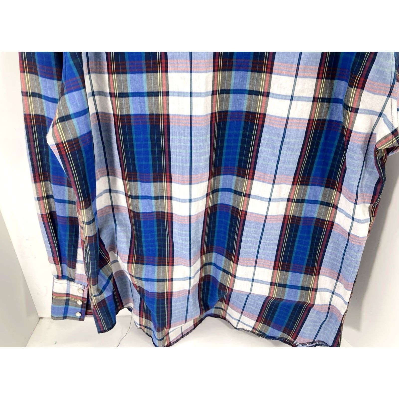 Wrangler VINTAGE Wrangler Pearl Snap Shirt Men Medium 16/34 Blue Plaid Long Sleeve Western Mens Size US M / EU 48-50 / 2 - 7 Thumbnail