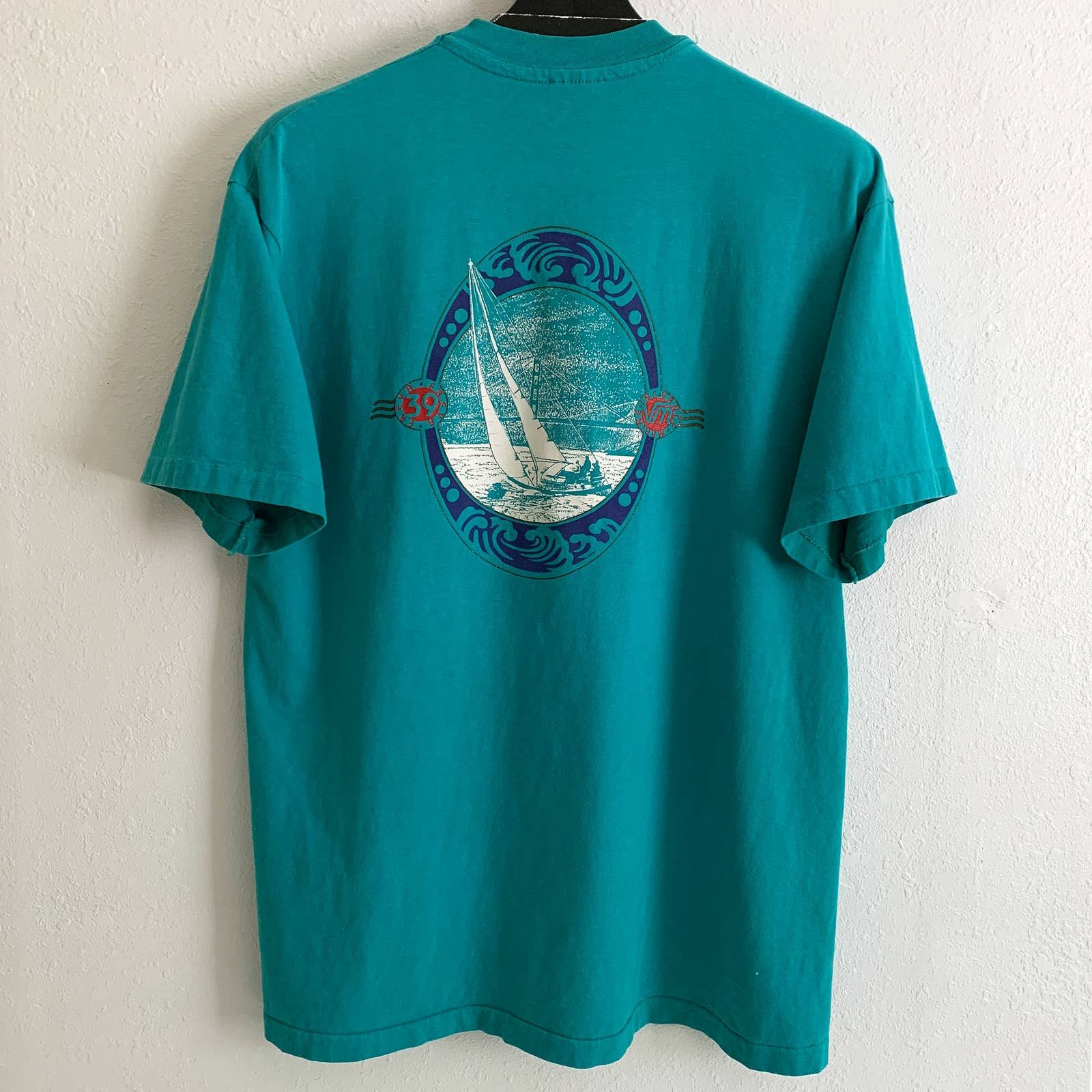 Hanes 1990s Single-Stitch Heavy Sailing Tee | Grailed