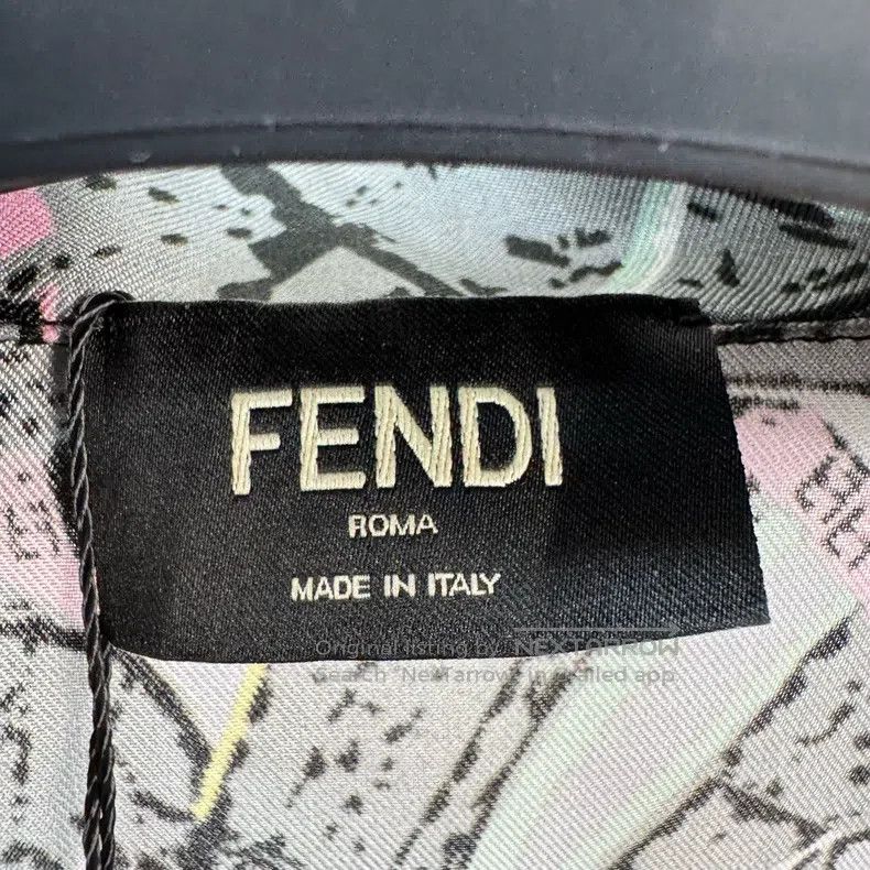 Fendi Fendi Graffiti lettering real silk long-sleeve shirt Size US XXS / EU 40 - 5 Thumbnail