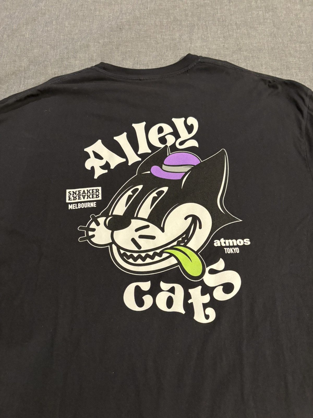 atmos atmos x Sneaker Freaker Alley Cats Tee Size US XXL / EU 58 / 5 - 1 Thumbnail
