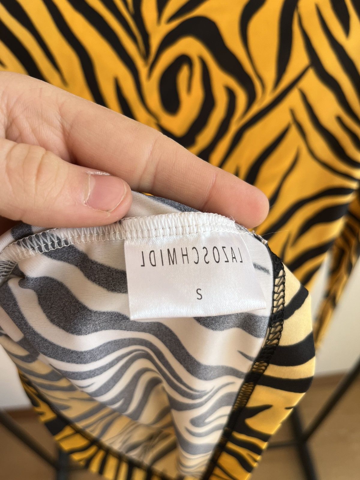 LAZOSCHMIDL Lazoschmidl AW19 runway tiger print long sleeve stretchy top Size US S / EU 44-46 / 1 - 8 Thumbnail