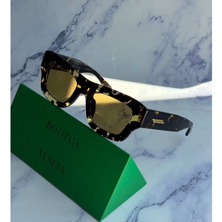 Bottega Veneta NEW Bottega Veneta BV1357S Unisex Tortoise Brown Sunglasses Size ONE SIZE - 1 Thumbnail