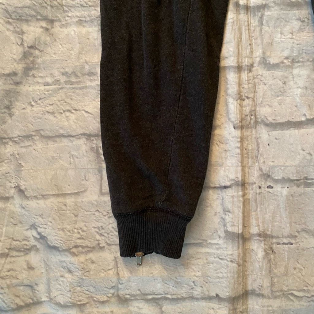 American Eagle Outfitters Aerie women XS pull on jogger sweatpants grey w/zipper botto Size 26" / US 2 / IT 38 - 3 Thumbnail