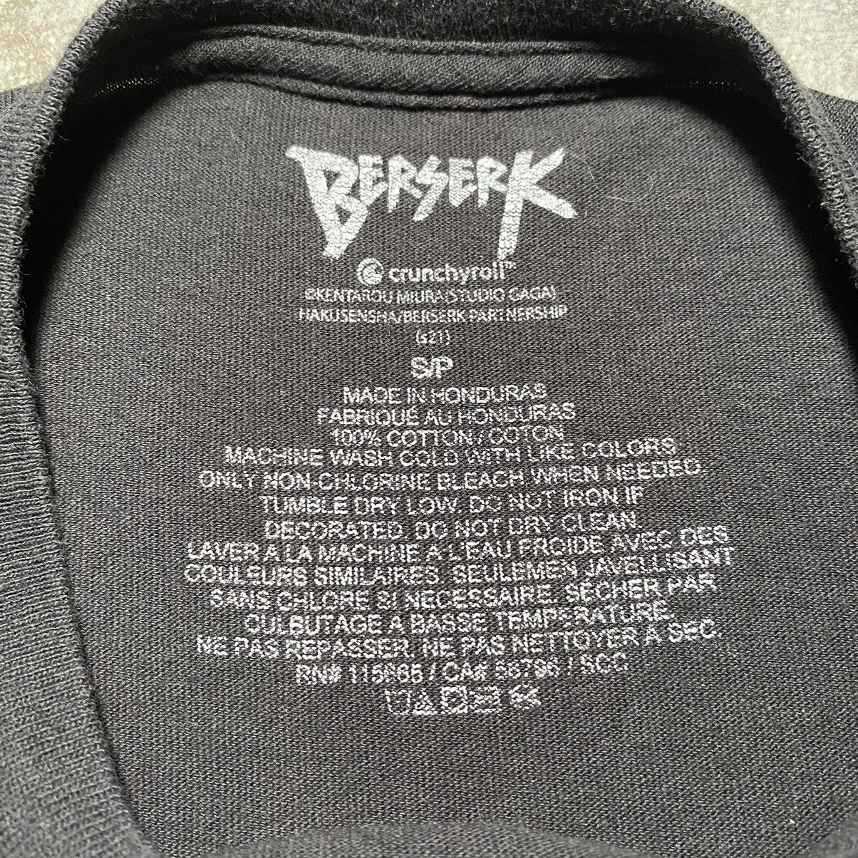Anime VINTAGE BERSERK GUTS ANIME T SHIRT KENTAROU MIURA Size US S / EU 44-46 / 1 - 3 Thumbnail