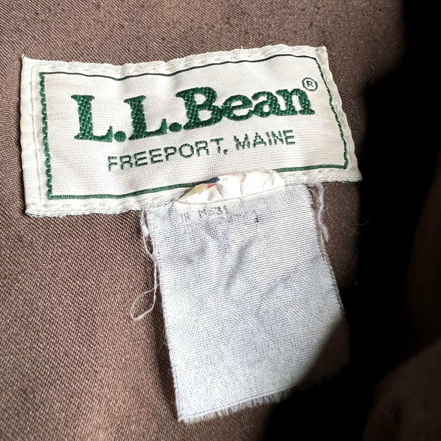 Vintage VINTAGE L.L.Bean Camo Hunting Jacket Oak Leaf Print Outdoor Coat USA Made XL Mens Size US XL / EU 56 / 4 - 5 Thumbnail