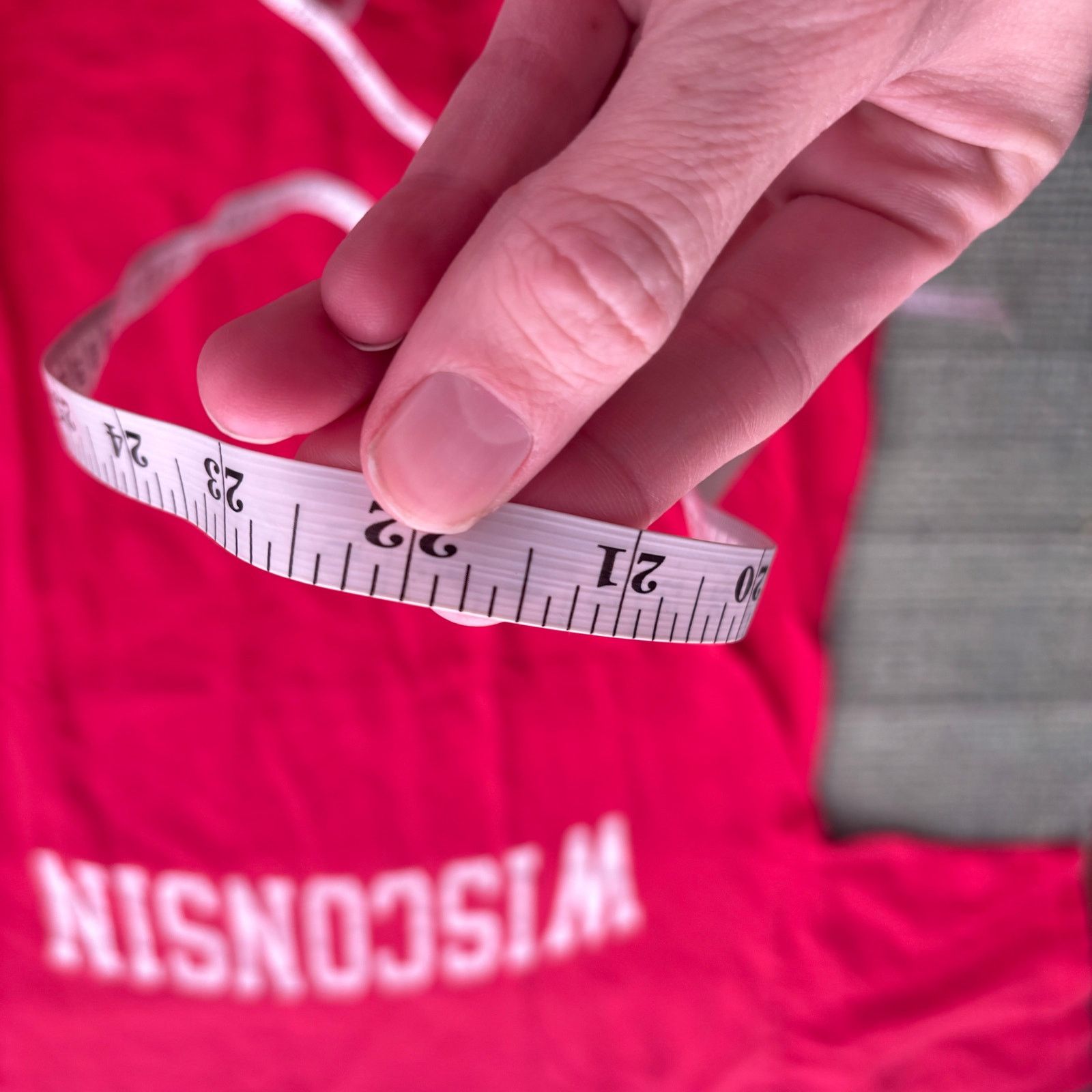 Vintage Vintage red Wisconsin distressed MV Sport tee shirt size XL Size US XL / EU 56 / 4 - 6 Thumbnail