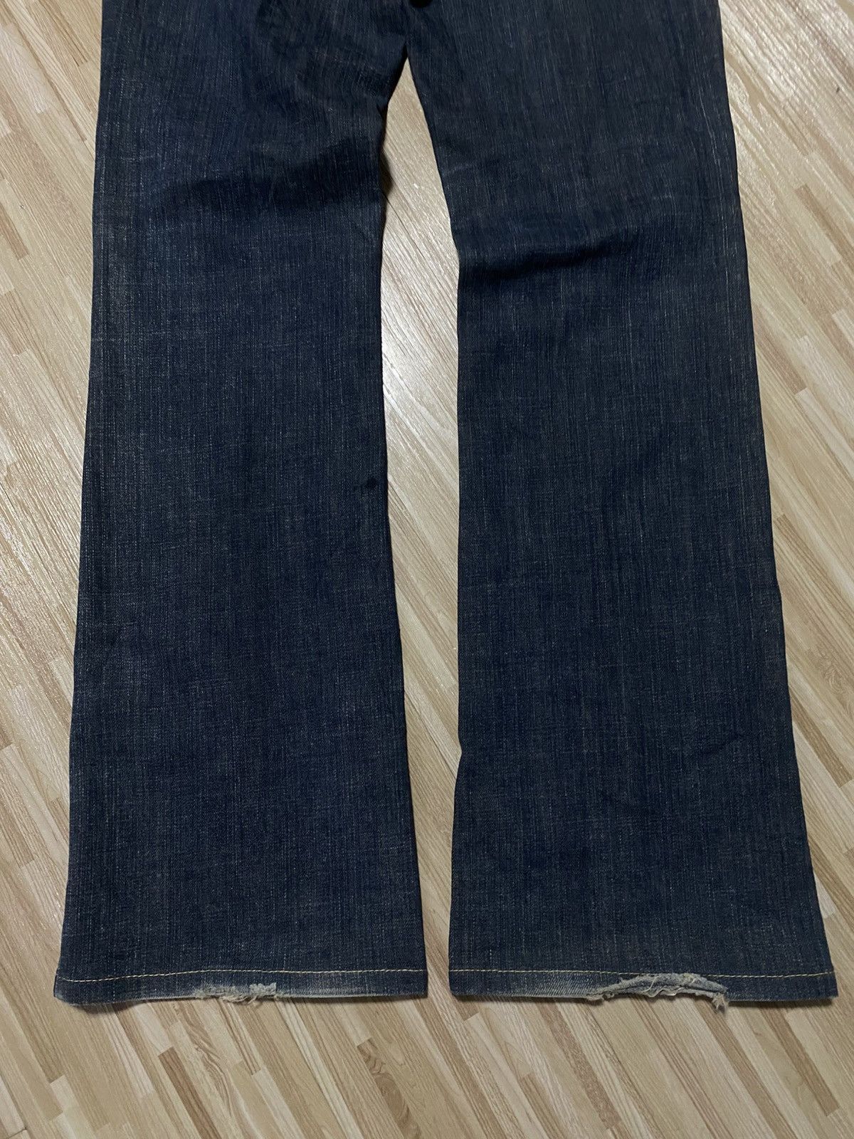 Japanese Brand 💥FLARE 90s DISTRESS JEANS💥 Size US 28 / EU 44 - 13 Thumbnail