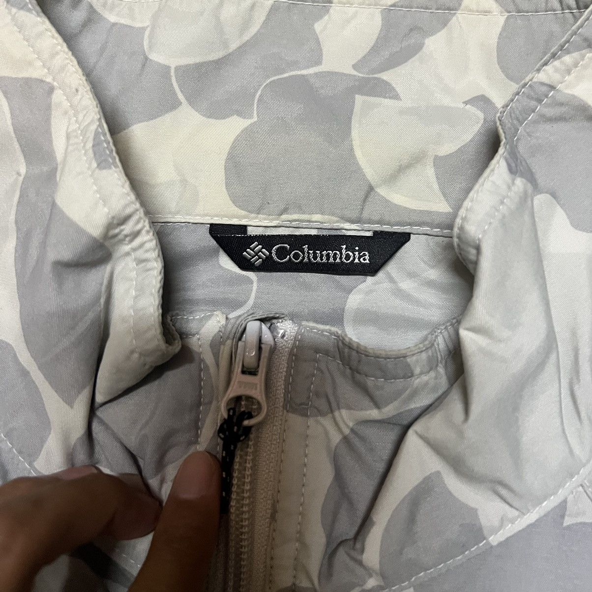 Columbia Columbia Packable Windbreaker Dessert Camo Size US XL / EU 56 / 4 - 8 Thumbnail